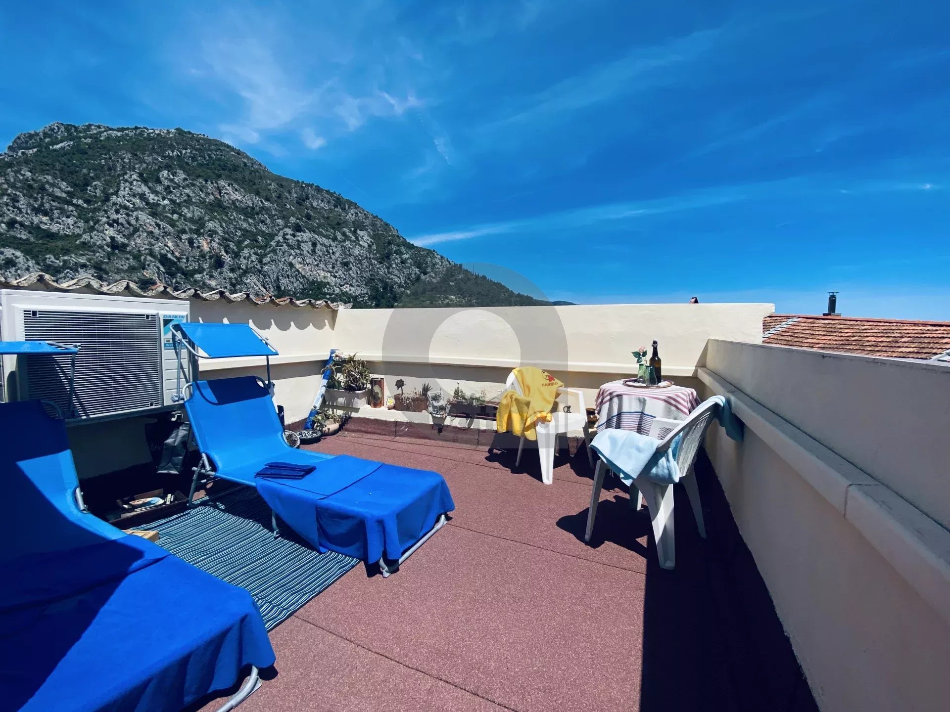 MAISON 4 PIECES 71m2 GORBIO TERRASSE VUE MER