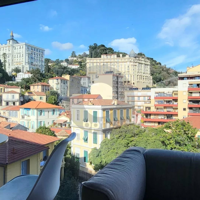 Menton centre – Immeuble neuf – Appartement deux pièces avec terrasse