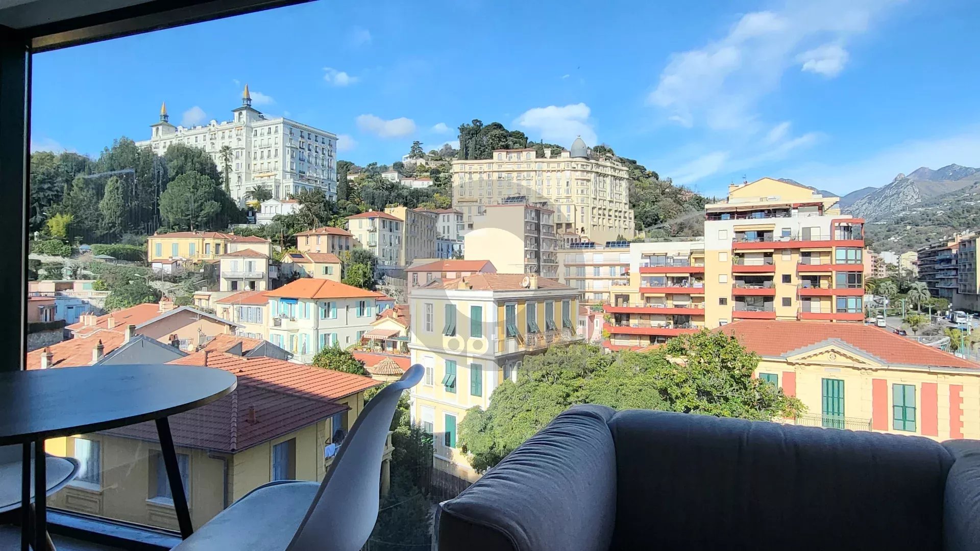 Menton centre – Immeuble neuf – Appartement deux pièces avec terrasse