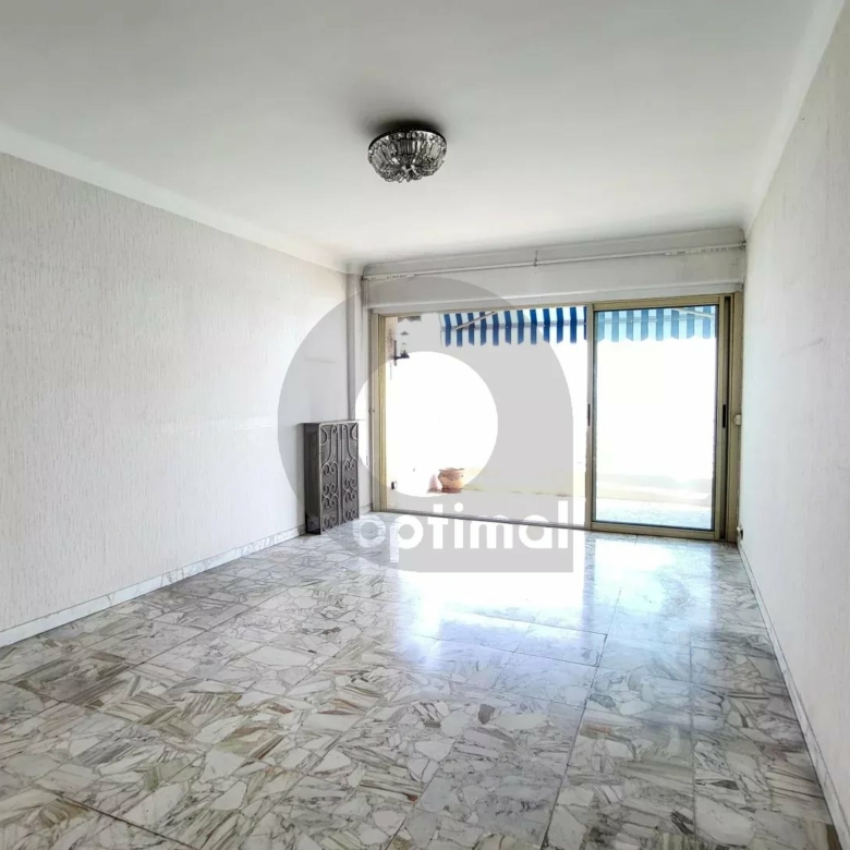 Appartement Front de Mer – Menton – Proche Solenzara
