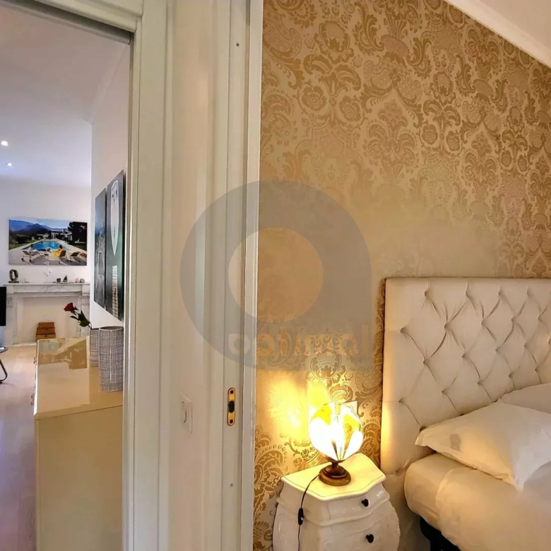 Menton Jardin Bioves – dernier étage –  Appartement triple exposition