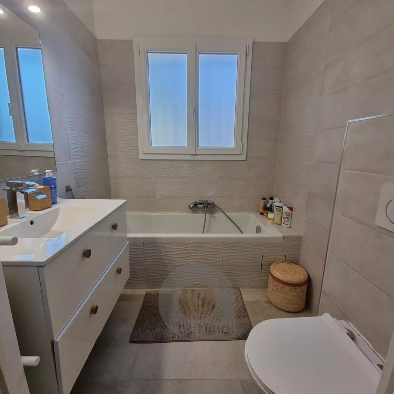 CASTELLAR – villa à 250 mètres de Menton