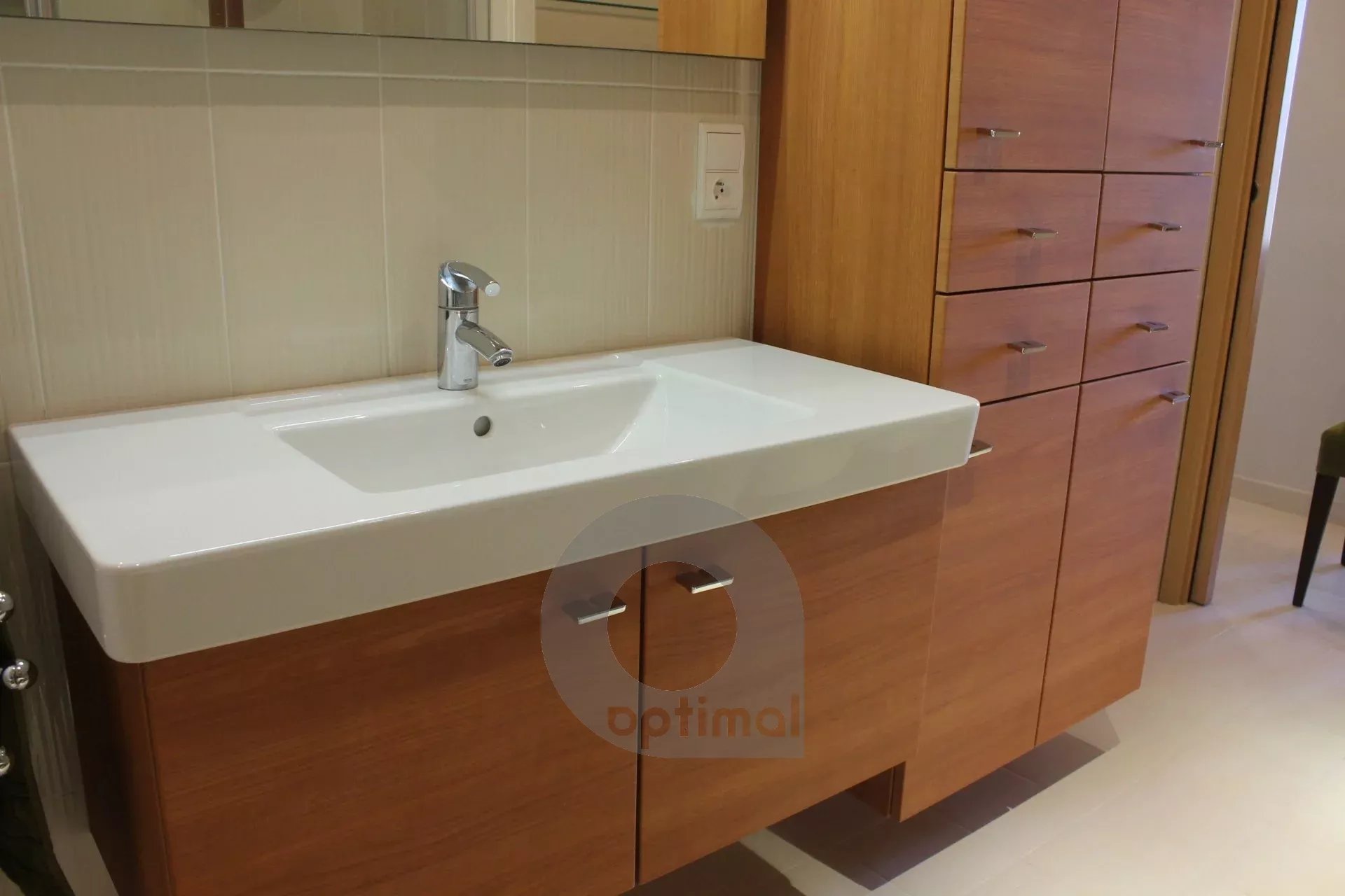 plein centre ville de Menton appartement 3 pièces