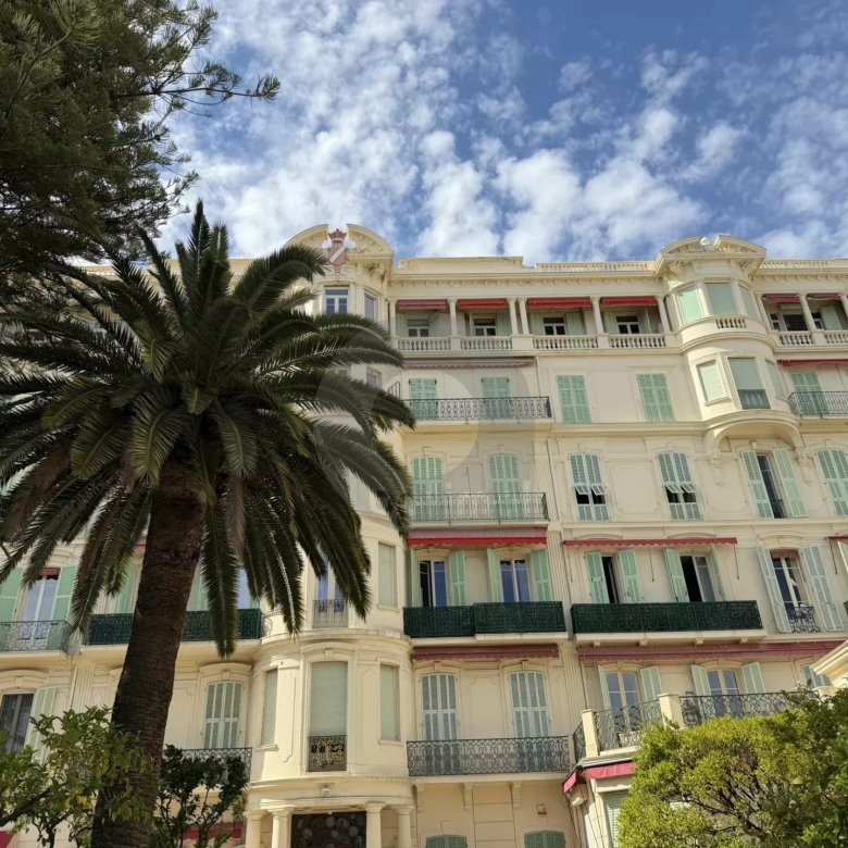 Appartement d’exception – Centre de Menton / Front de Mer