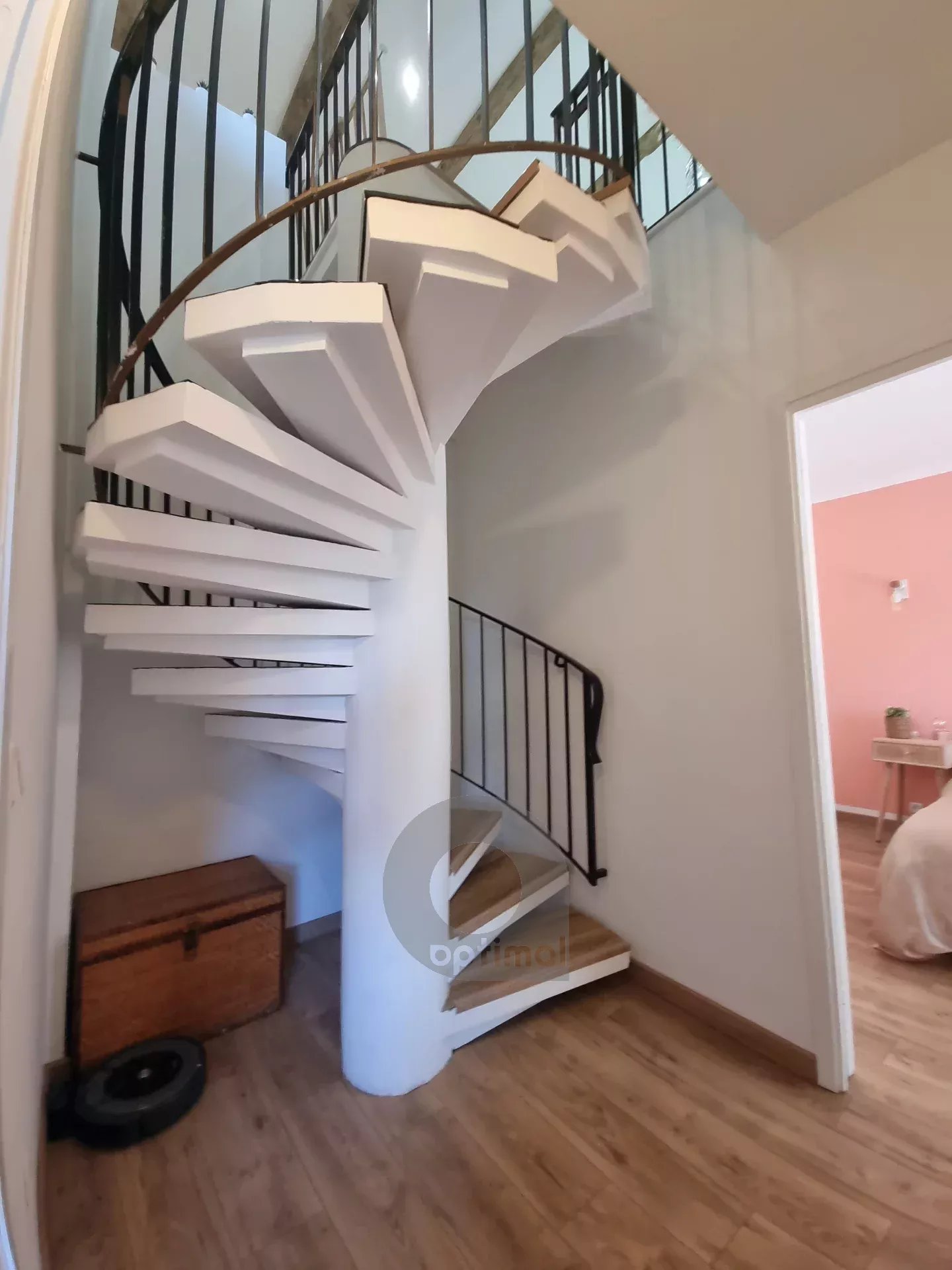 CASTELLAR – villa à 250 mètres de Menton