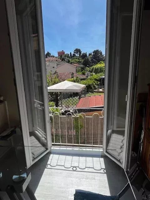 3 pièces dans Maison – centre menton