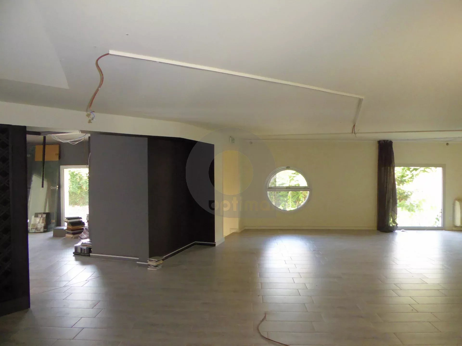 MENTON EXCLUSIVITE LOCAUX PROFESSIONNELS 212 M2