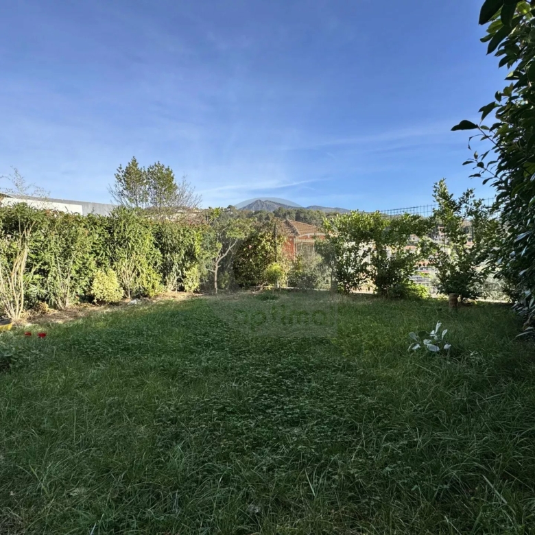 2 PIÈCES ROQUEBRUNE VUE MER JARDIN TERRASSE GARAGES