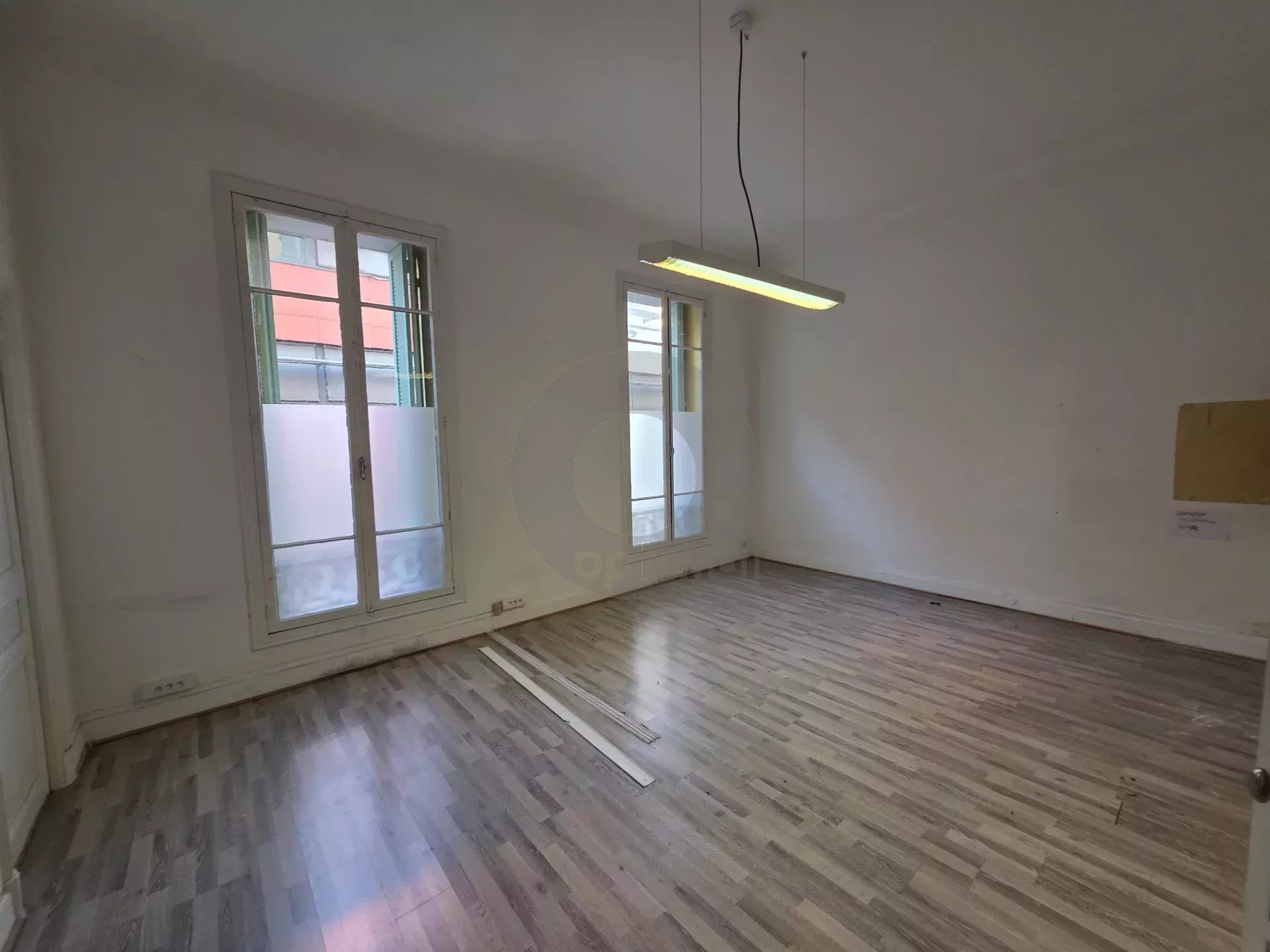 APPARTEMENT PROFESSION LIBERALE MENTON CENTRE VILLE