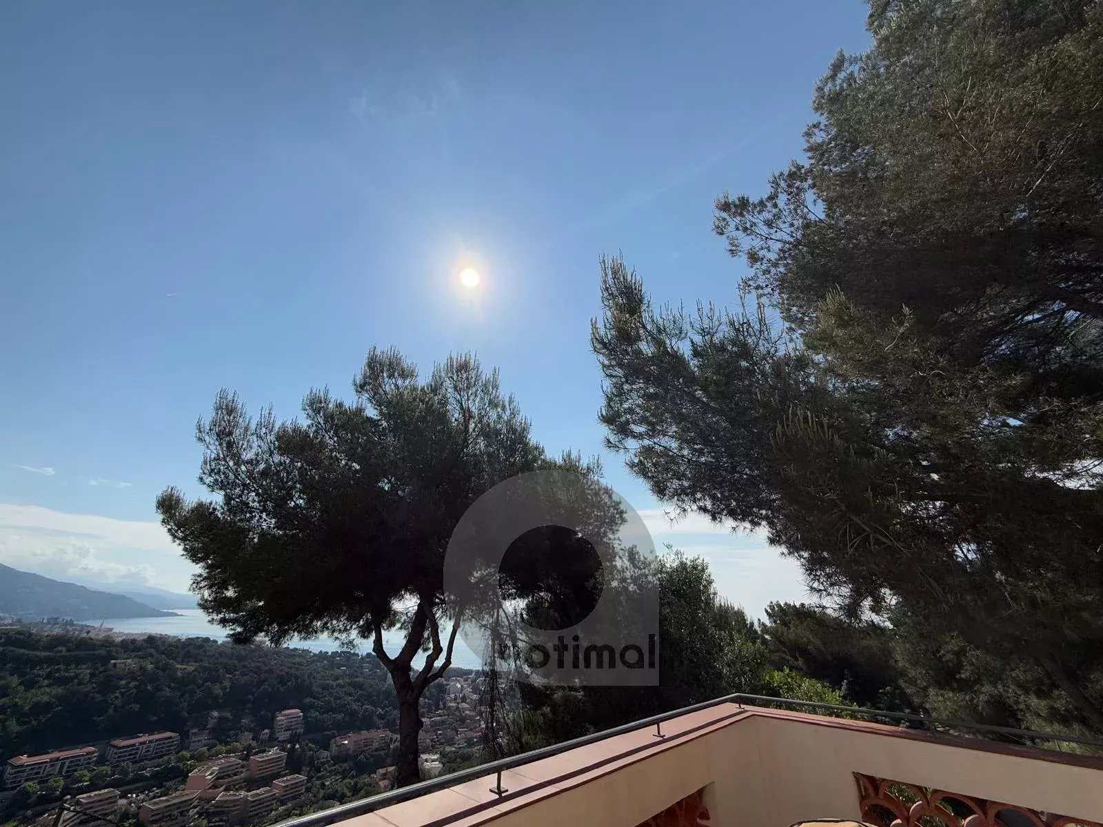 ROQUEBRUNE CAP MARTIN HAUTEURS