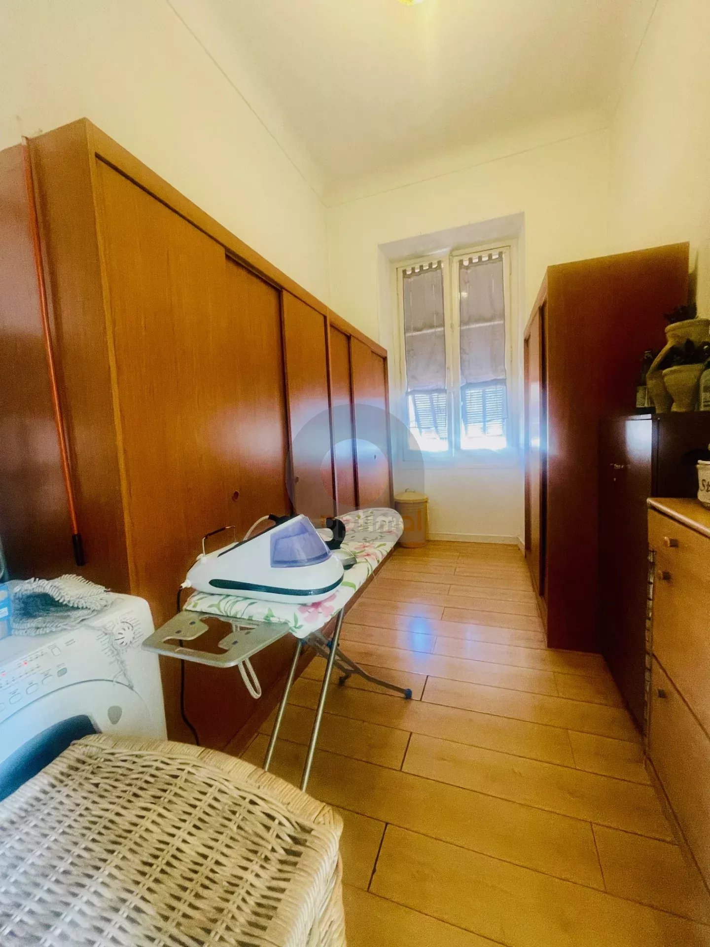 SUPERBE APPARTEMENT DE 5 PIECES – centre ville