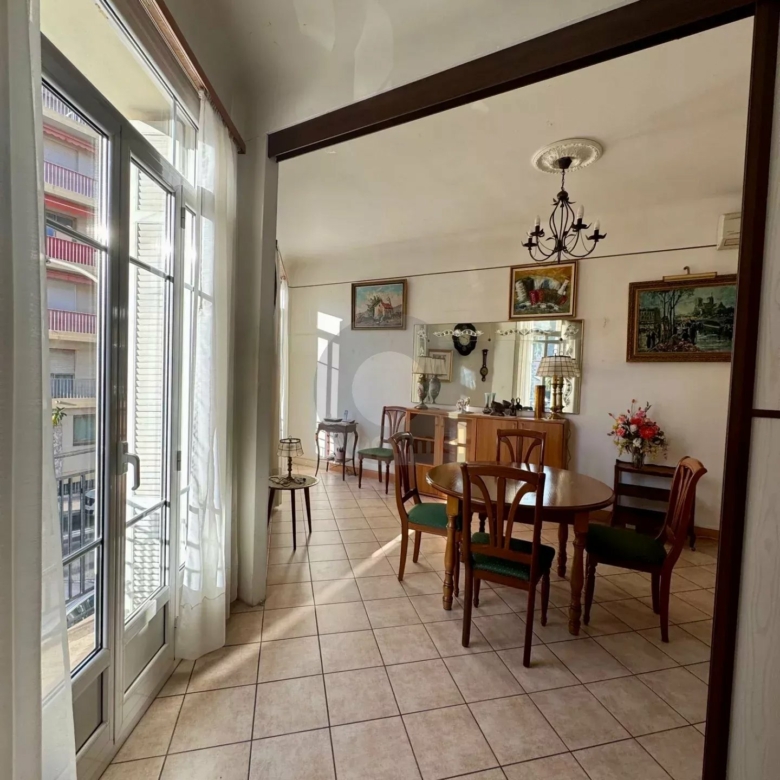 Appartement 3 pièces à Menton Centre-ville