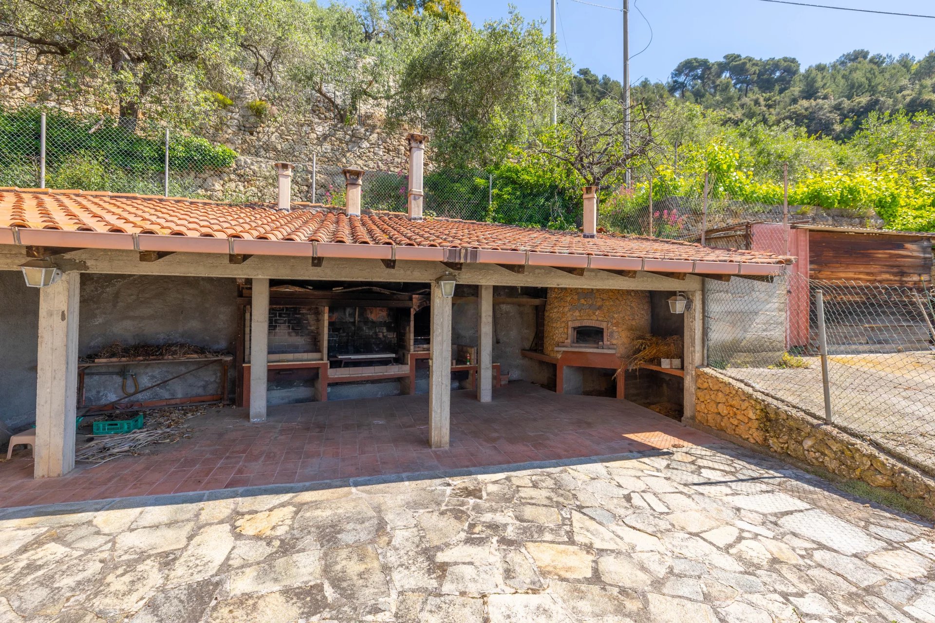 Charmante villa à San Lorenzo avec vue panoramique sur la mer et les montagnes