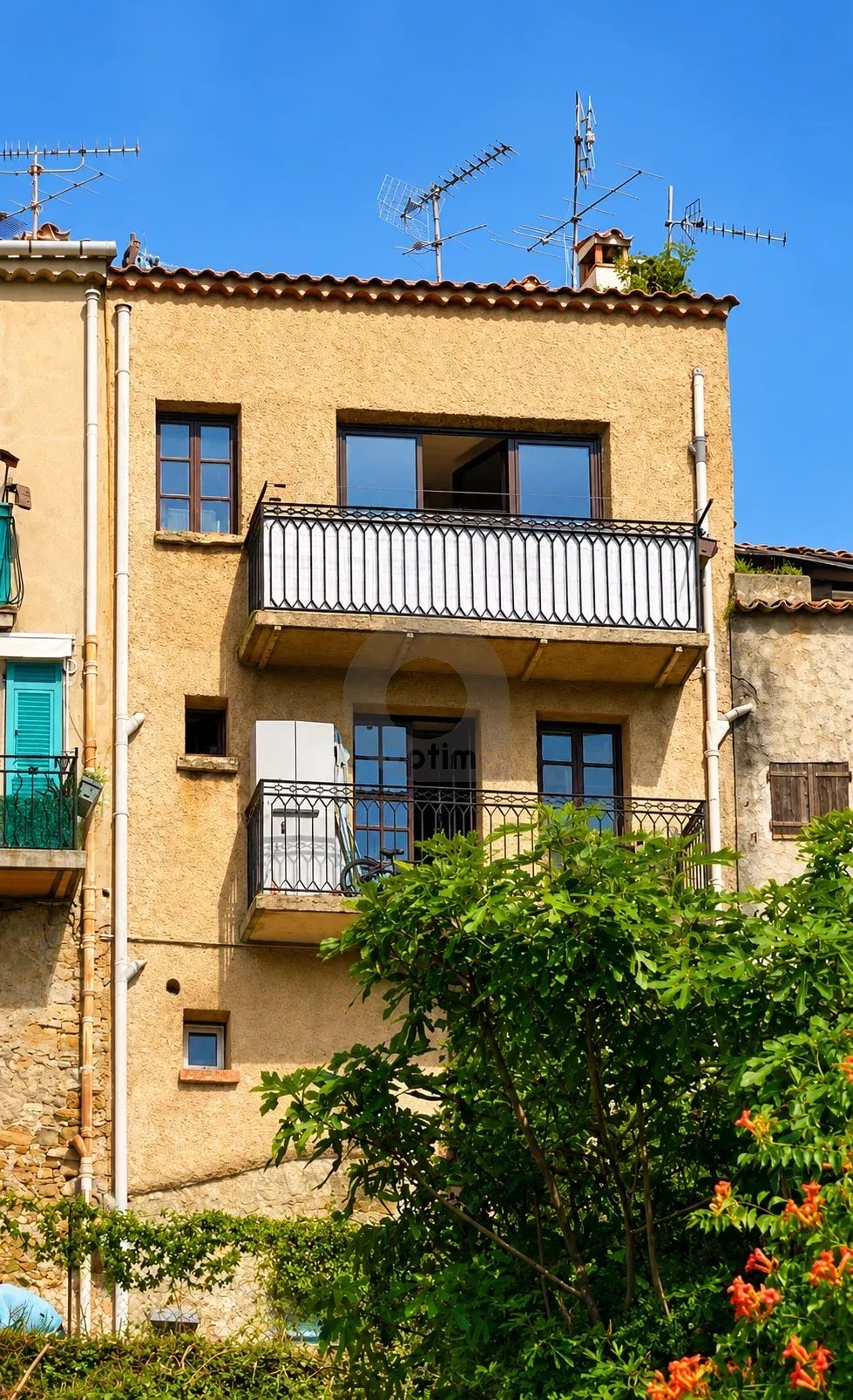 Castellar MAISON DE VILLAGE – terrasse -OUEST