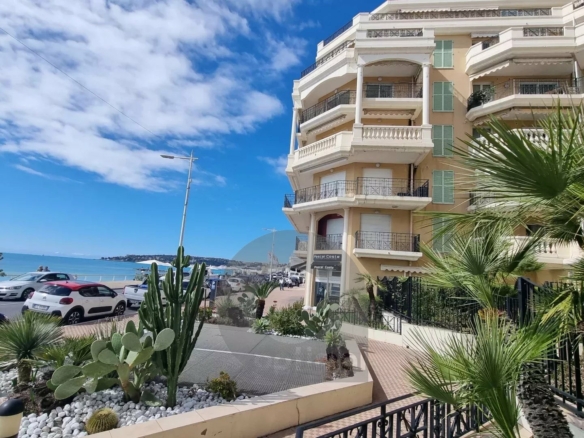 MENTON CENTRE VILLE 2 PIÈCES TERRASSE – TRÈS BELLES PRESTATIONS