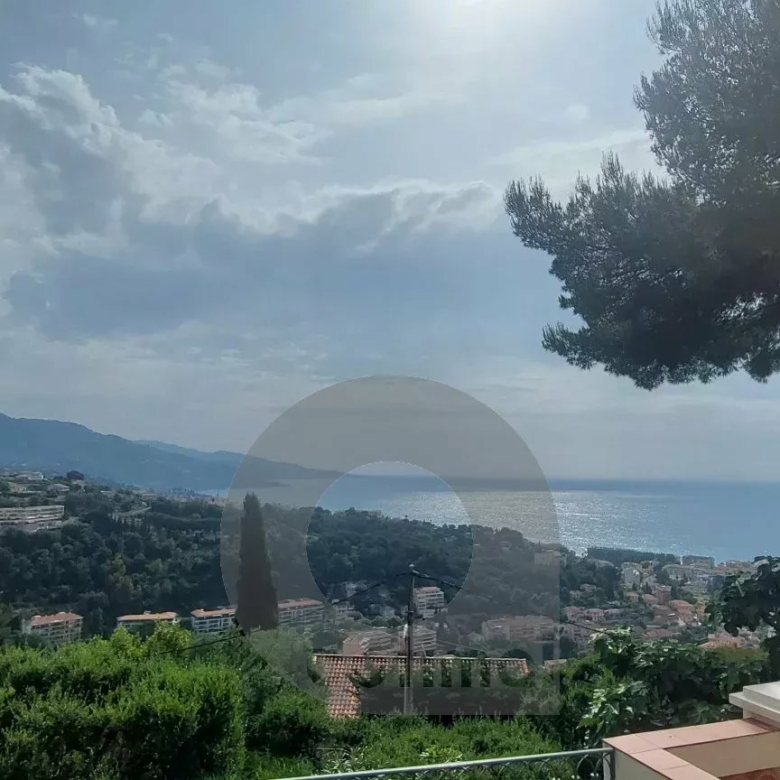 ROQUEBRUNE CAP MARTIN HAUTEURS