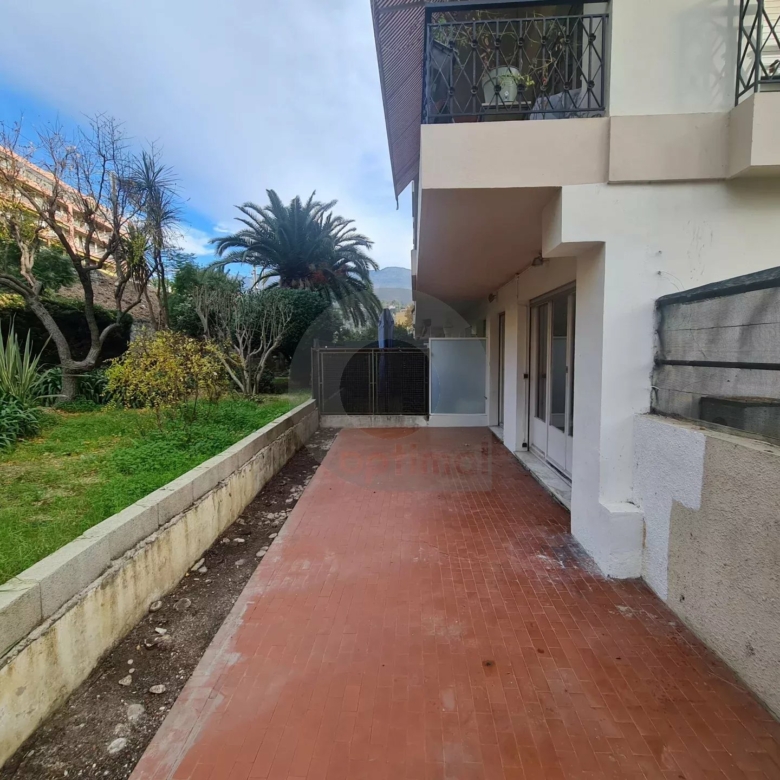 APPARTEMENT QUATRE PIECES MENTON COURS DU CENTENAIRE