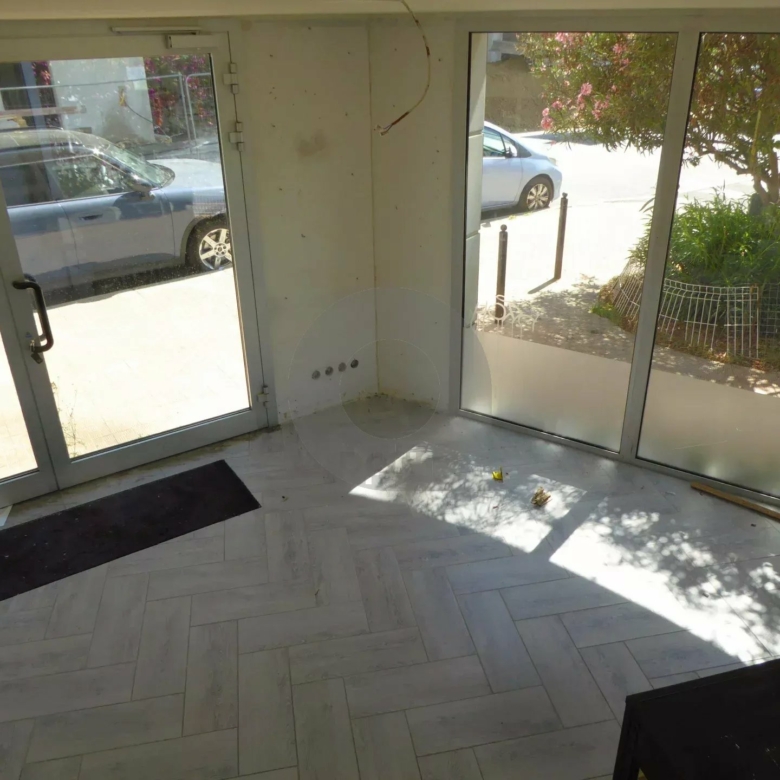 MENTON EXCLUSIVITE LOCAUX PROFESSIONNELS 212 M2