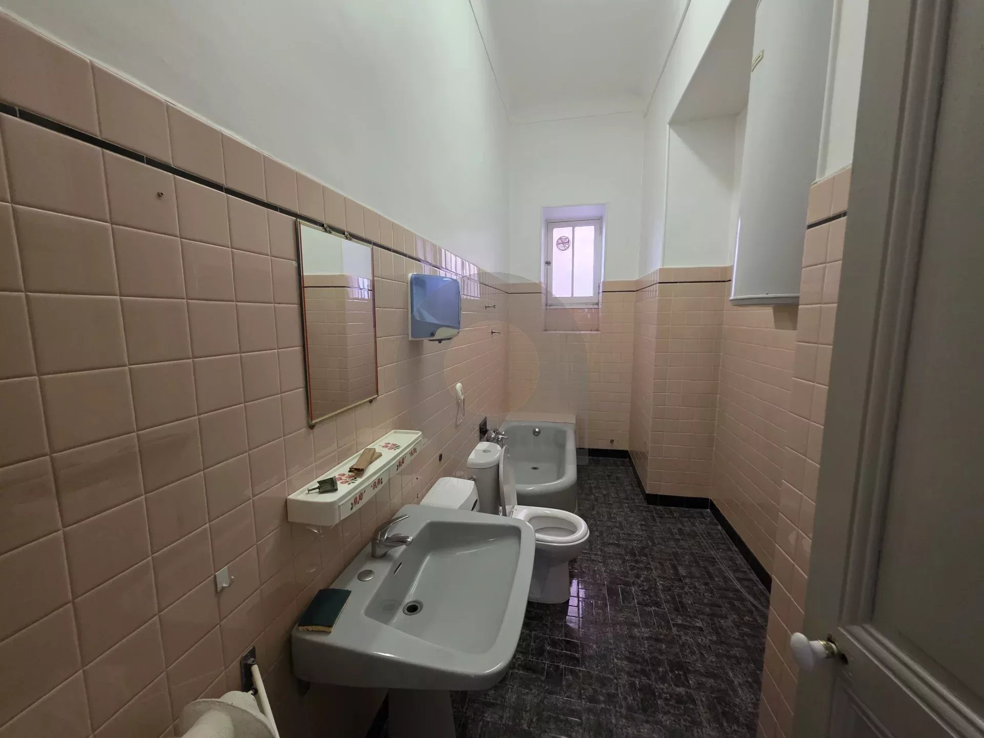 APPARTEMENT PROFESSION LIBERALE MENTON CENTRE VILLE
