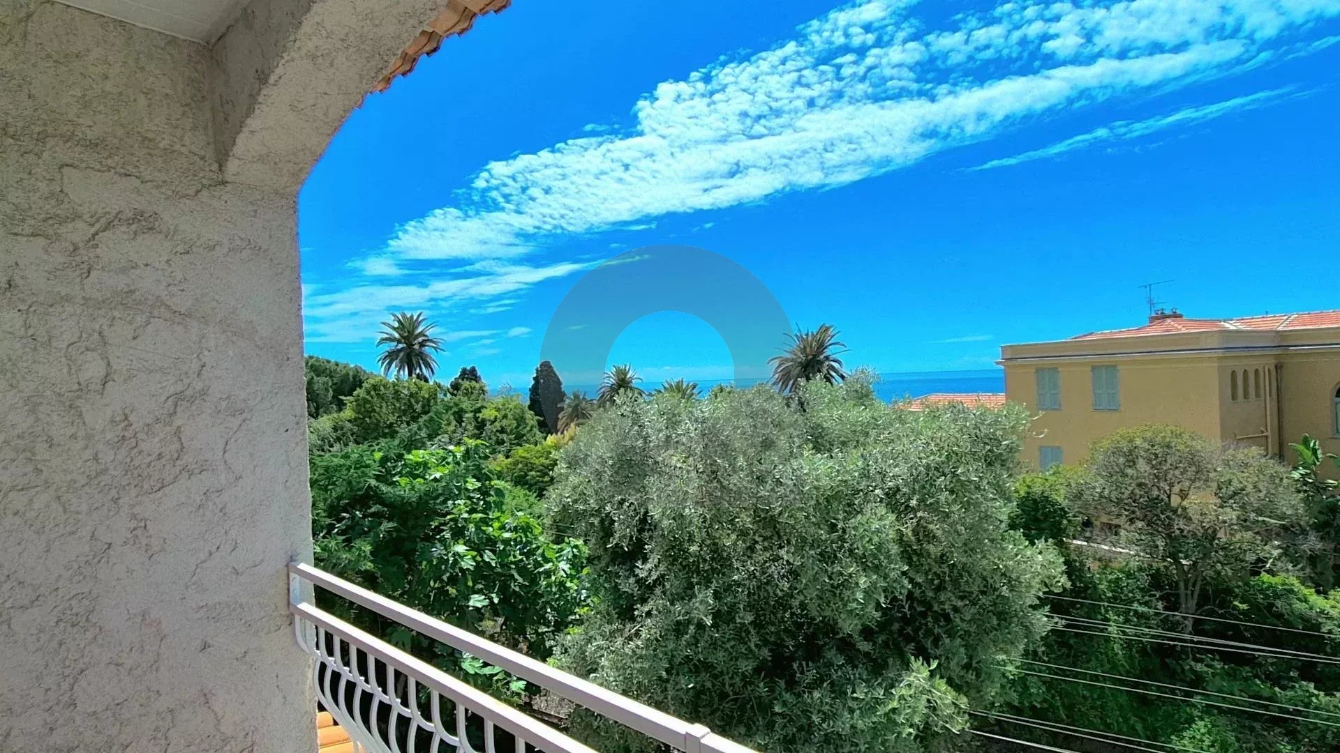🌿 Charmante Maison de Ville mitoyenne avec Vue  –Mer et Menton Quartier Garavan, Menton