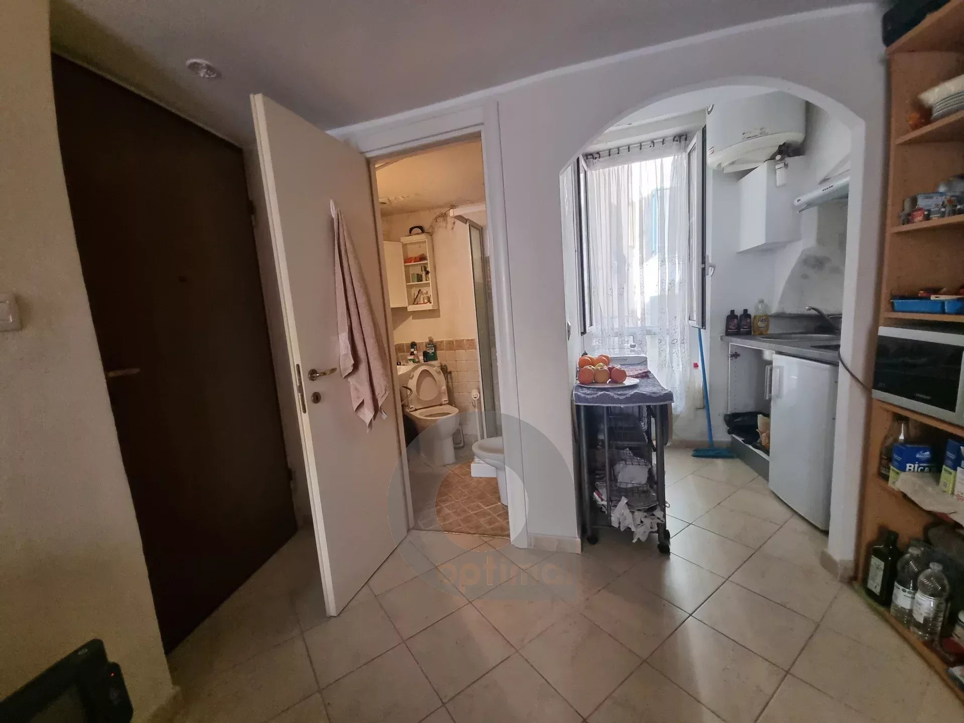 Charmant studio à Menton.
