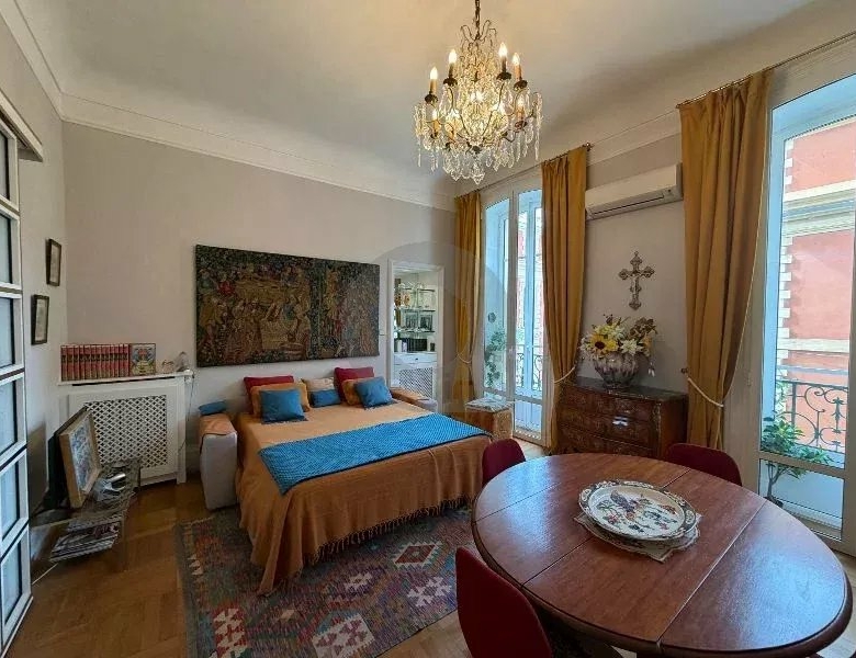 Appartement d’exception – Centre de Menton / Front de Mer
