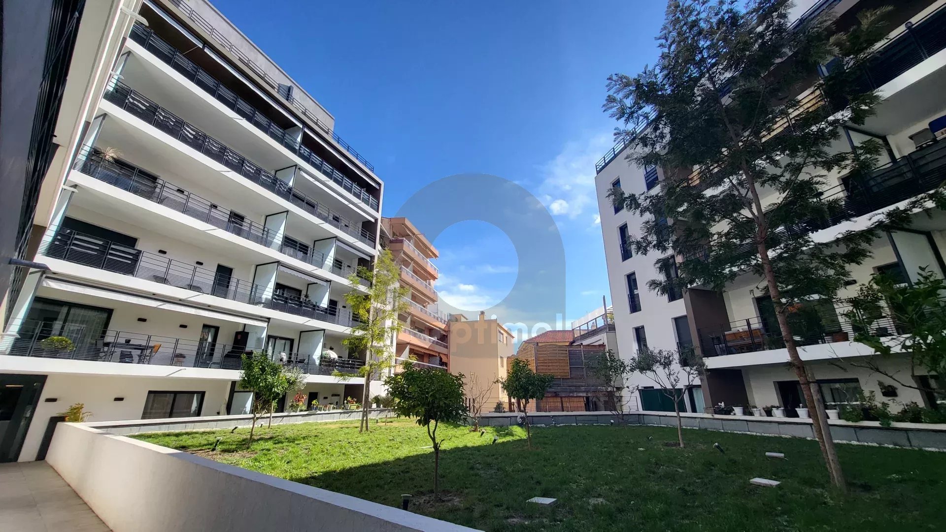 Menton centre – Immeuble neuf – Appartement deux pièces avec terrasse