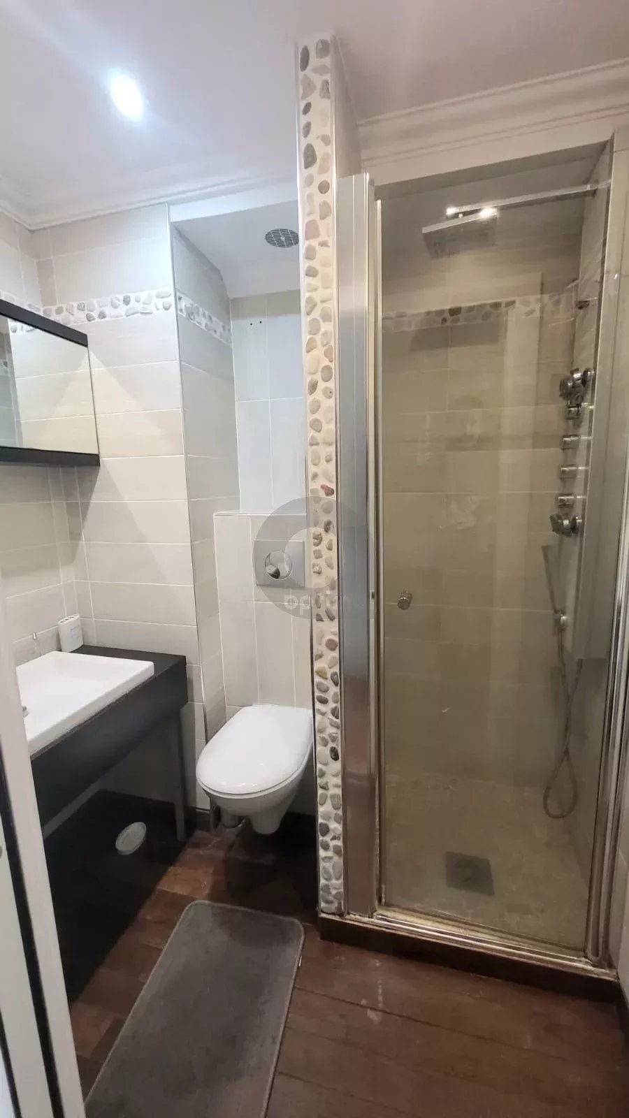 ROQUEBRUNE SECTEUR CABBE – STUDIO TERRASSE VUE MER – PISCINE