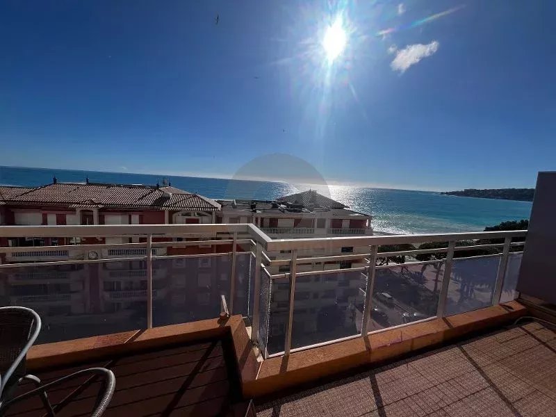 RARE – DERNIER ETAGE
