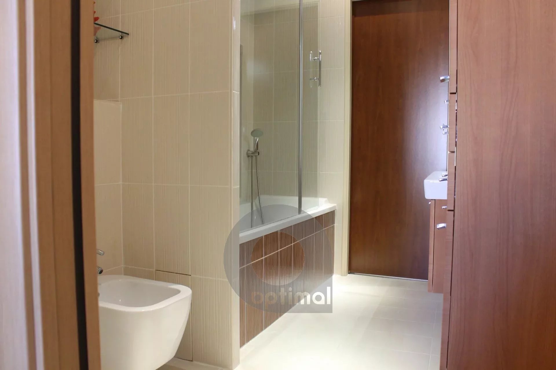 plein centre ville de Menton appartement 3 pièces