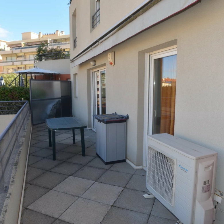 APPARTEMENT TROIS PIECES CARNOLES – ROQUEBRUNE CAP MARTIN