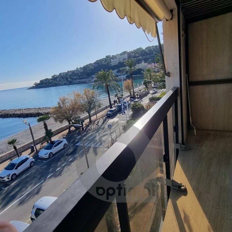 Roquebrune Cap Martin, étage élevé, terrasse, vue mer