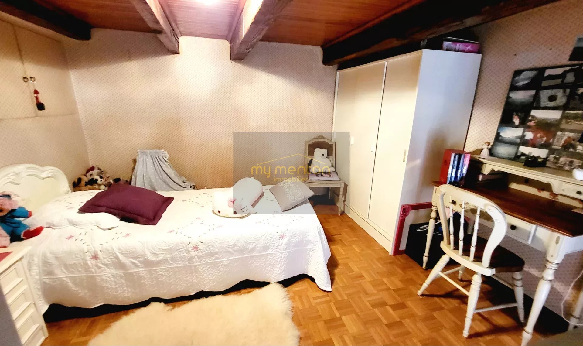 MENTON CENTRE ;  Appartement Bourgeois Front de mer