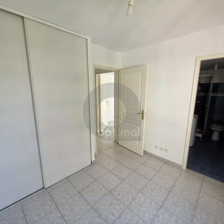 APPARTEMENT DEUX PIECES TERRASSE MENTON PROCHE CARNOLES
