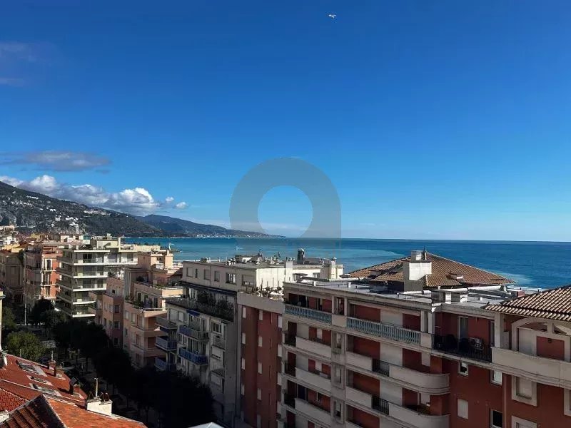 RARE – DERNIER ETAGE