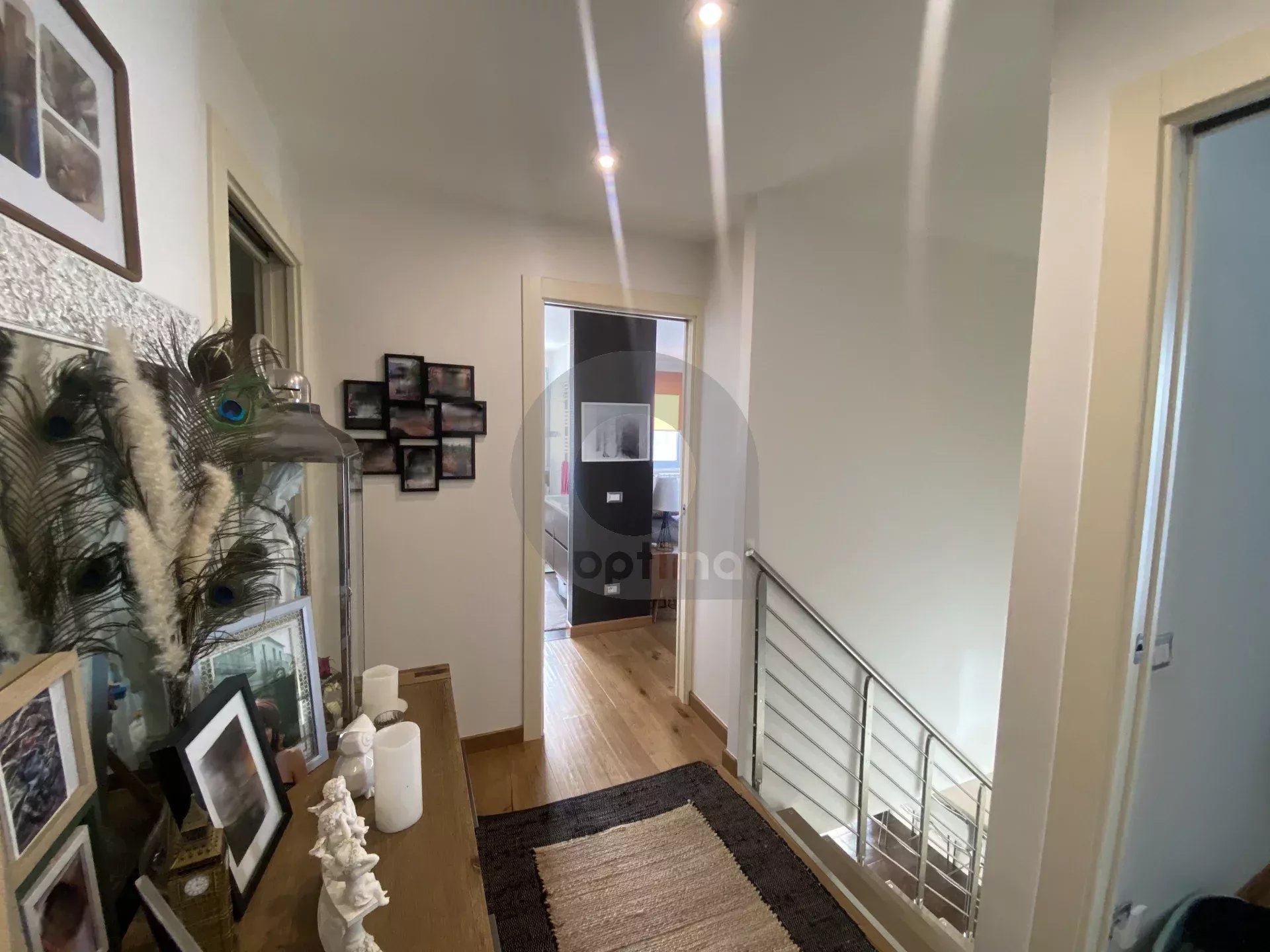 A VENDRE – BELLE MAISON AU CALME CADRE VERDOYANT