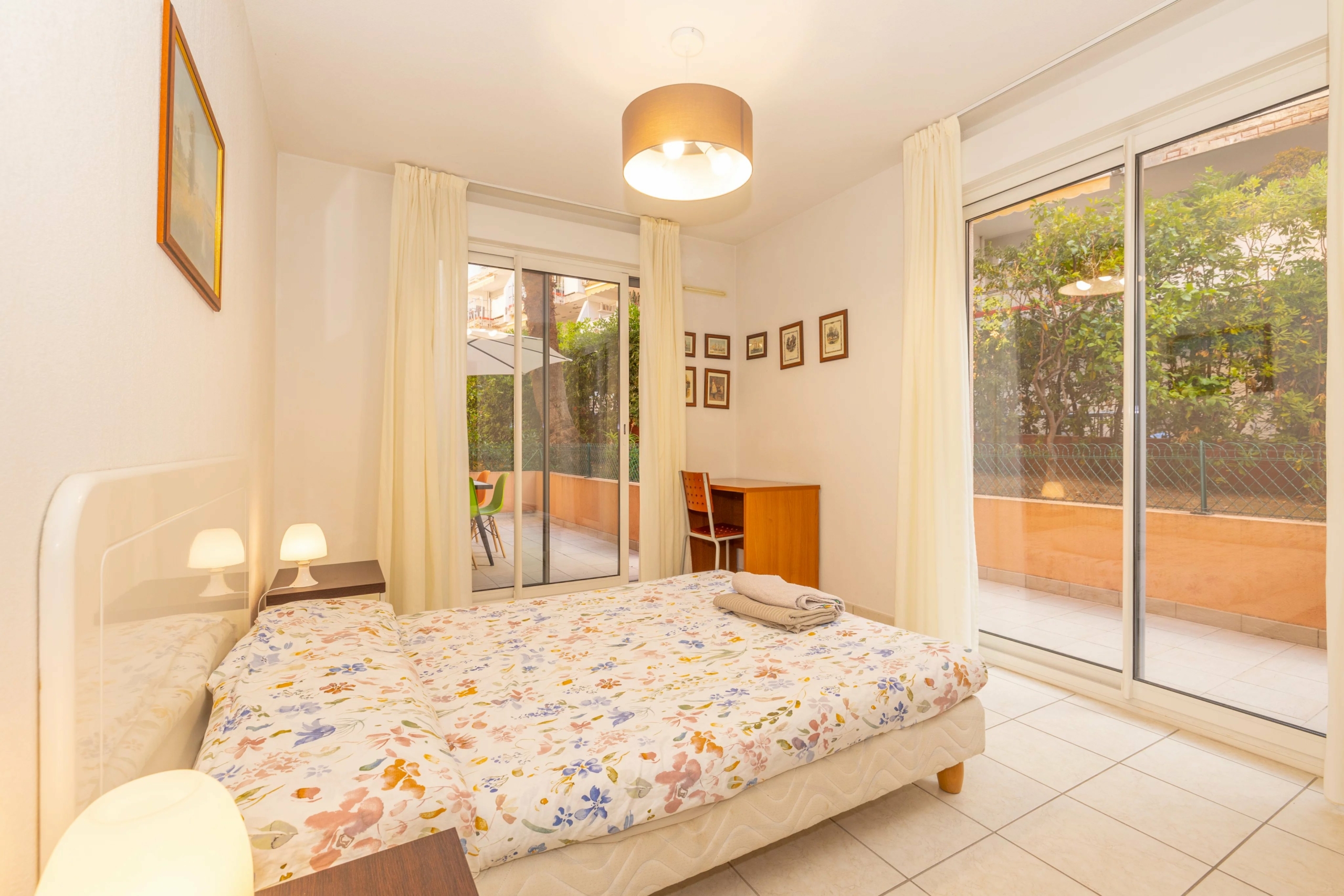 Appartement 3 pièces avec grande terrasse à Menton