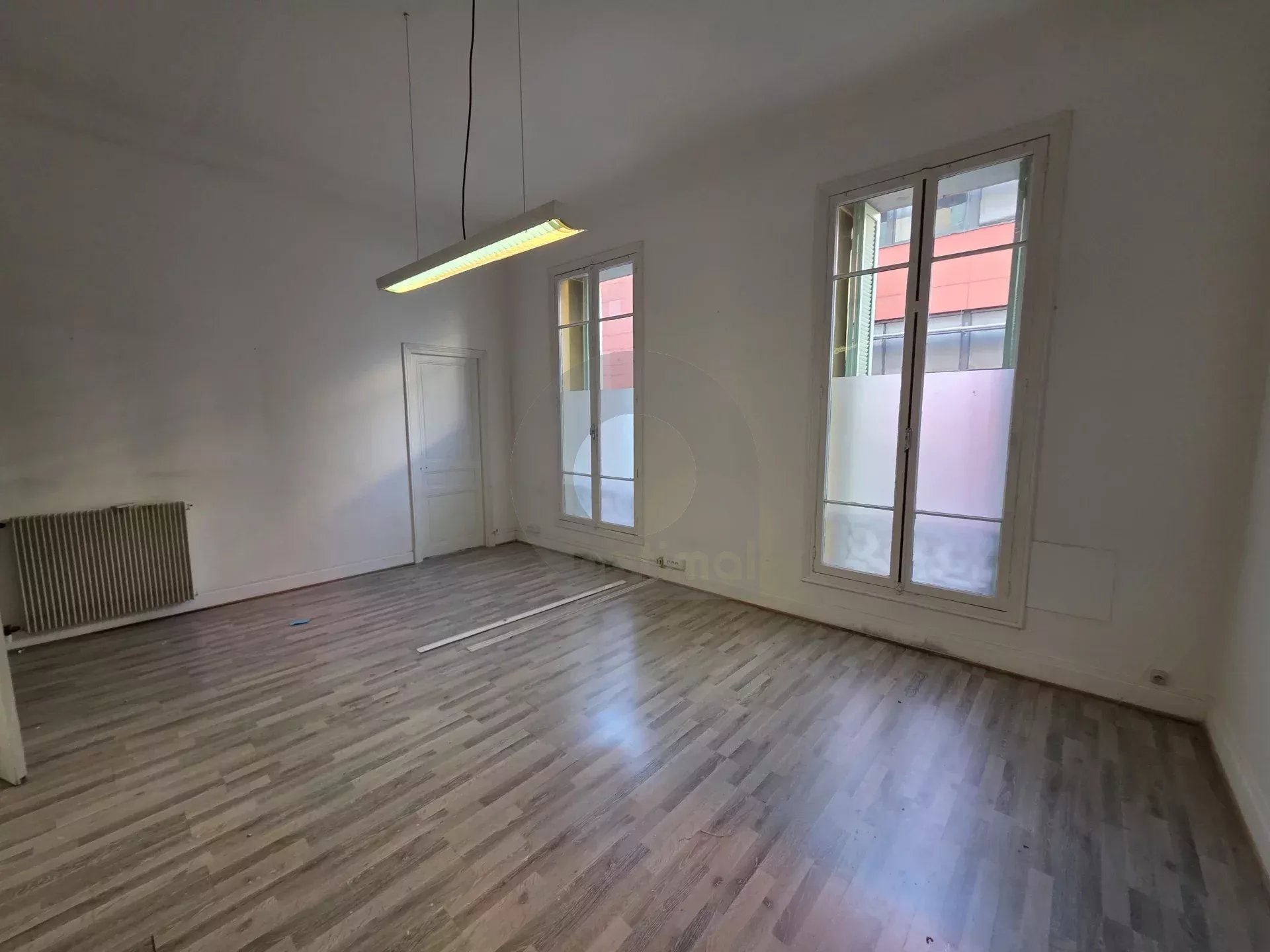 APPARTEMENT PROFESSION LIBERALE MENTON CENTRE VILLE
