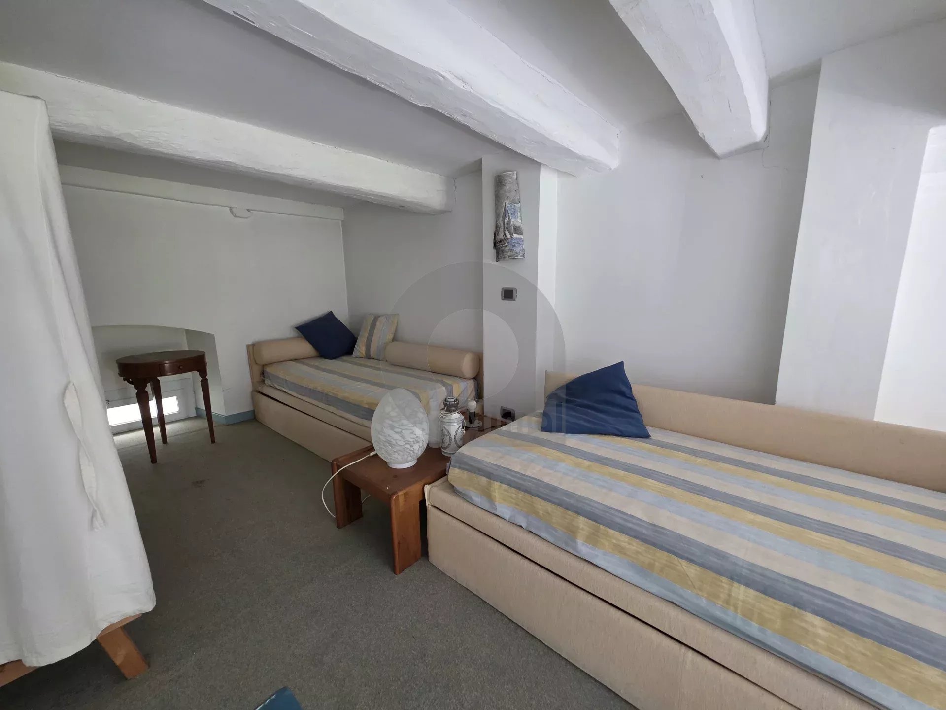 APPARTEMENT BOURGEOIS ORIGINAL MENTON GARAVAN GARAGE