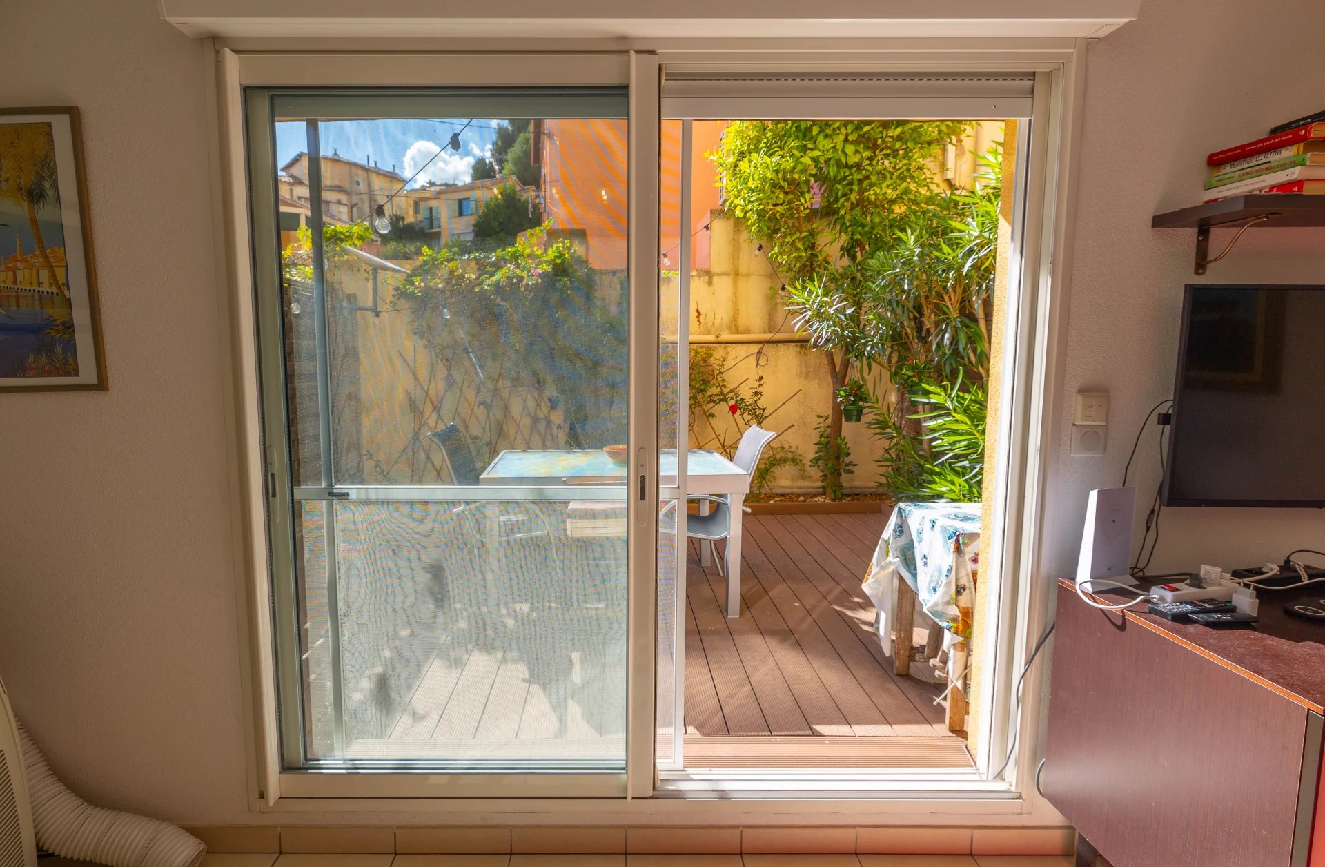 Charmant duplex 3 pièces avec terrasse et parking – Menton centre