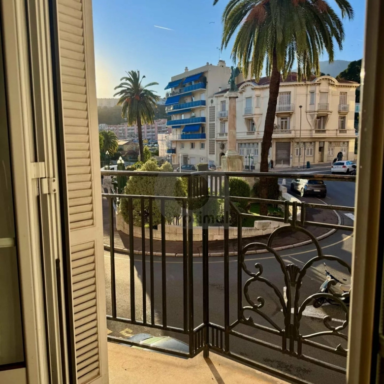 Appartement 3 pièces à Menton Centre-ville