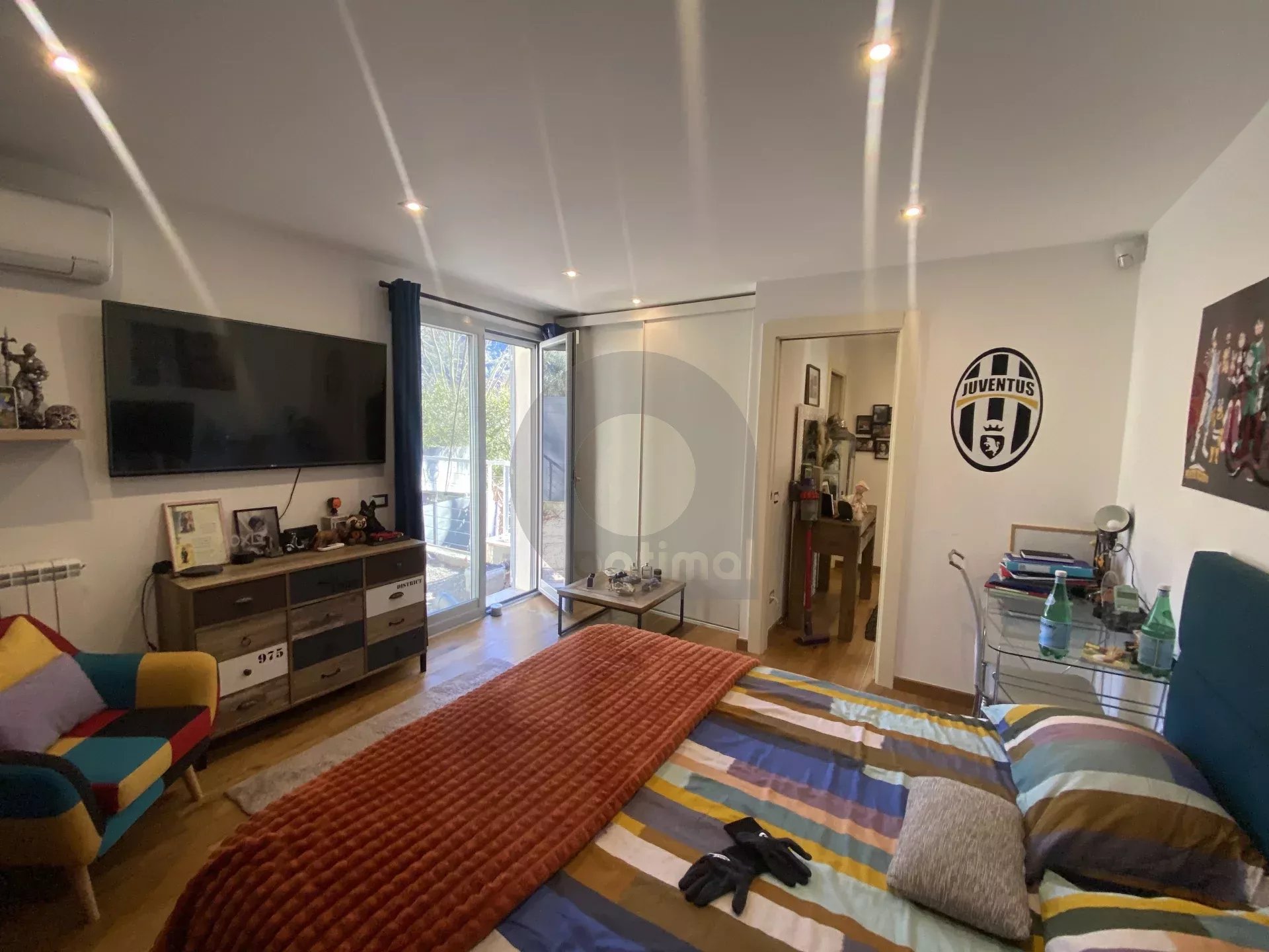 A VENDRE – BELLE MAISON AU CALME CADRE VERDOYANT