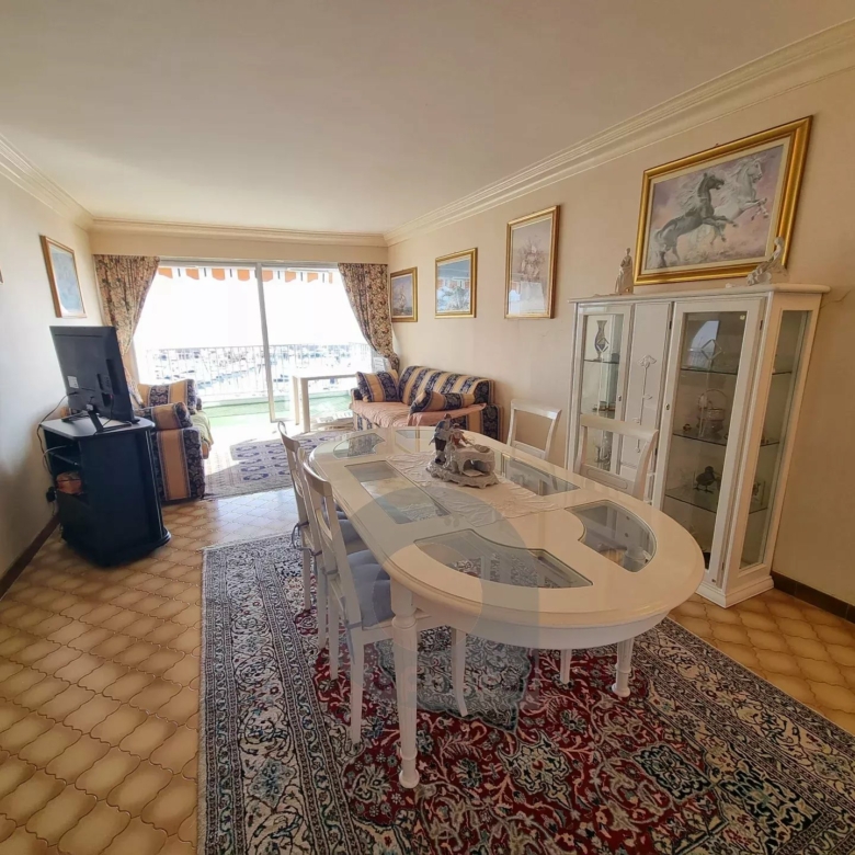 MENTON GARAVAN appartement terrasse front de mer