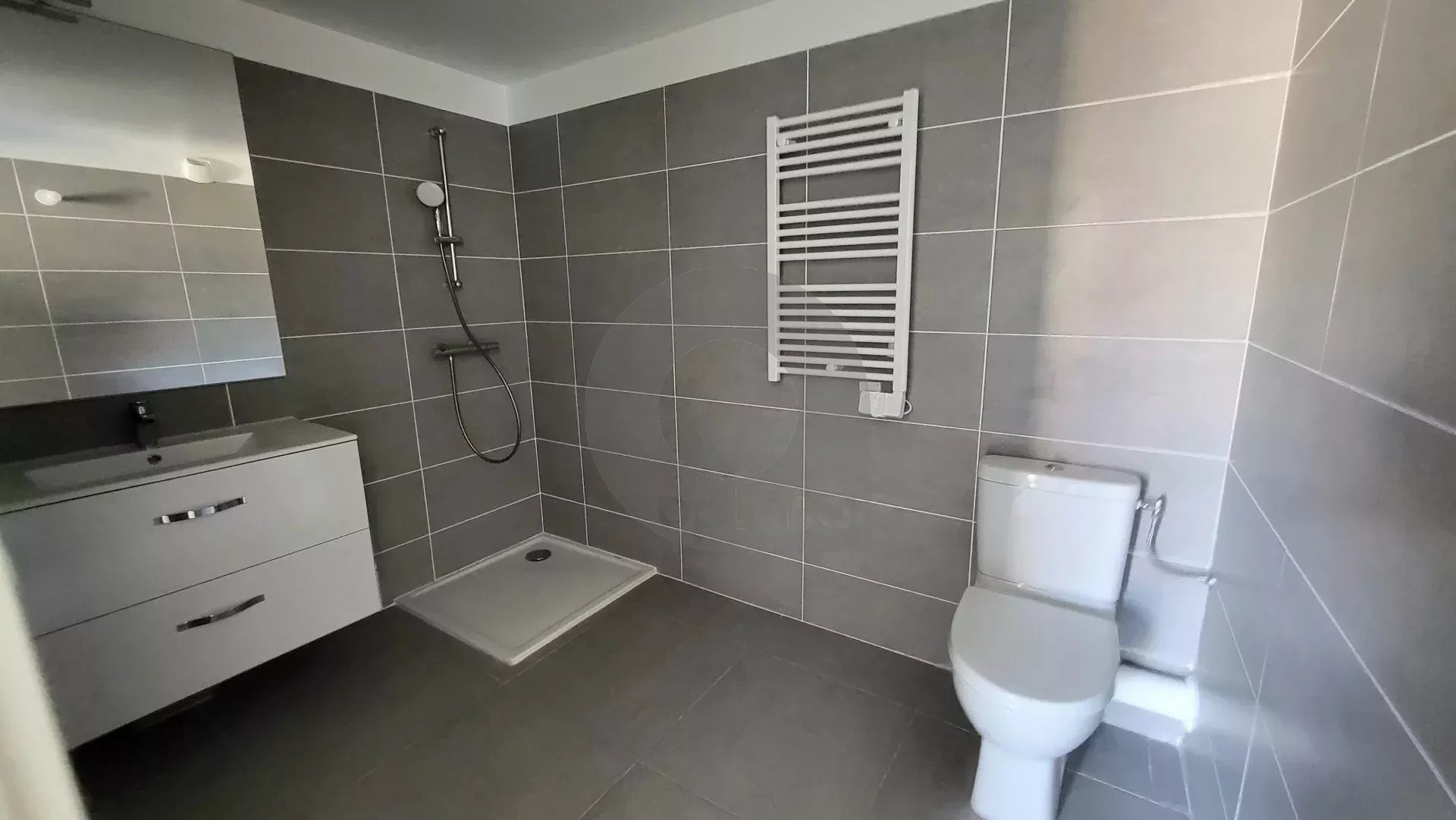 Menton centre – Immeuble neuf – Appartement deux pièces avec terrasse