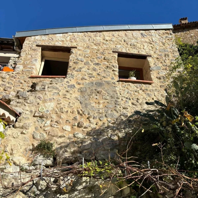 VENTE MAISON DE VILLAGE 2 PIÈCES GORBIO