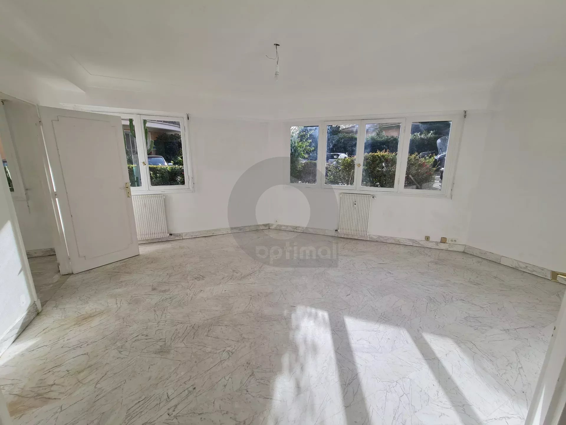 APPARTEMENT QUATRE PIECES MENTON COURS DU CENTENAIRE