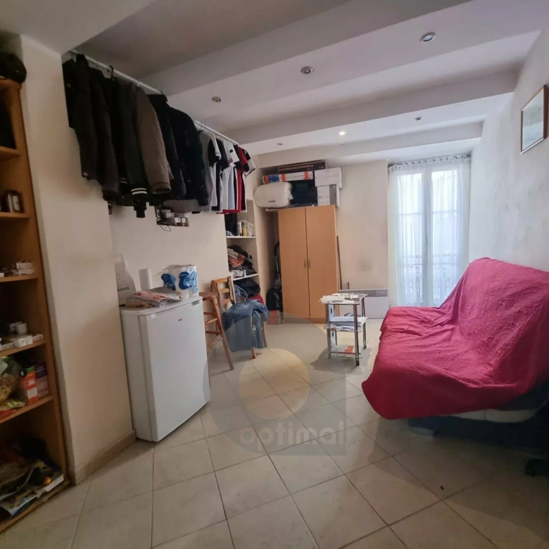Charmant studio à Menton.