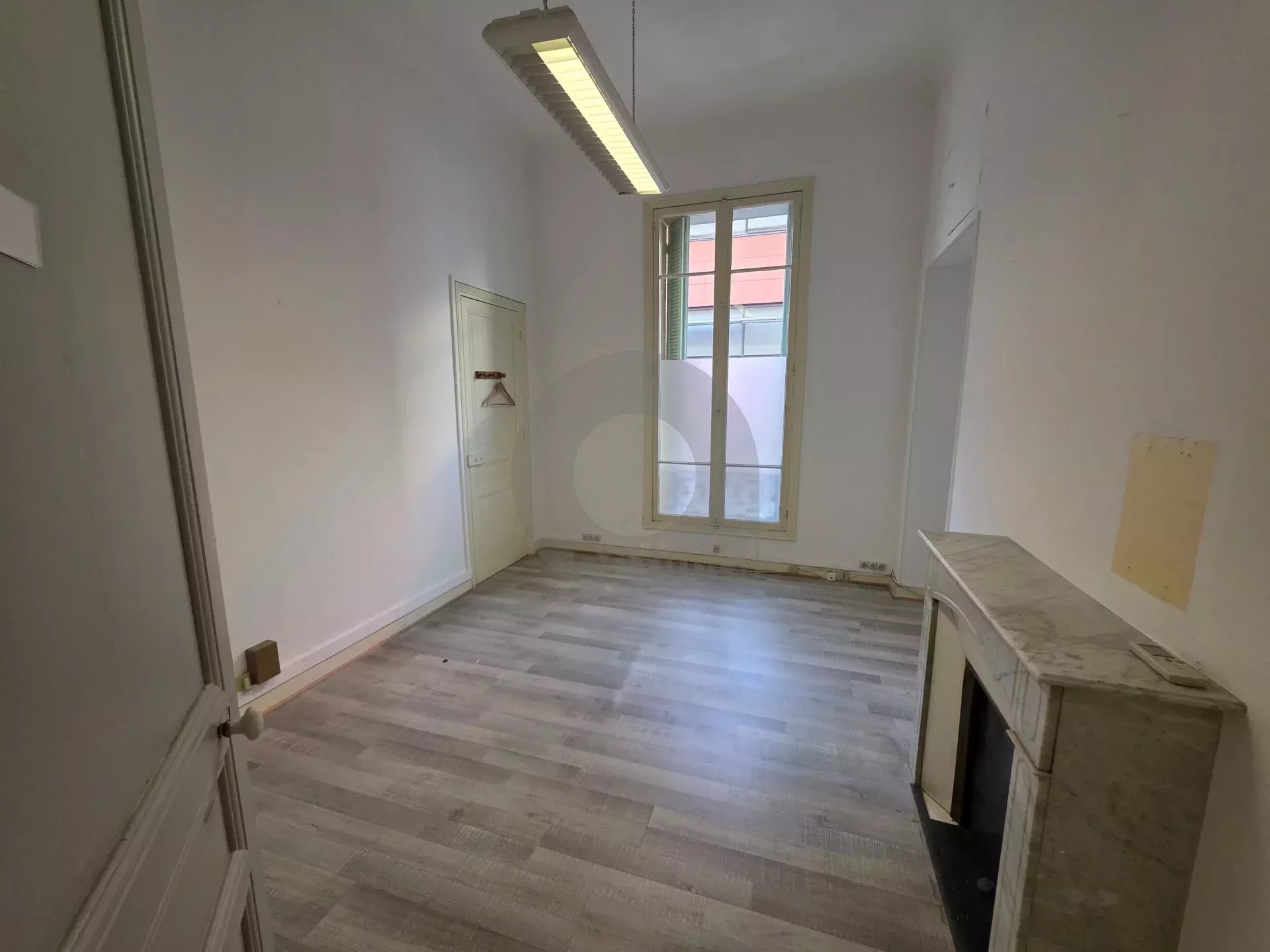 APPARTEMENT PROFESSION LIBERALE MENTON CENTRE VILLE
