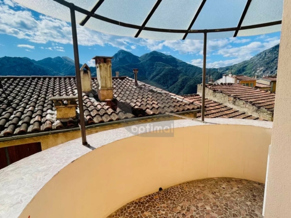 3 pièces en excellent état avec terrasse