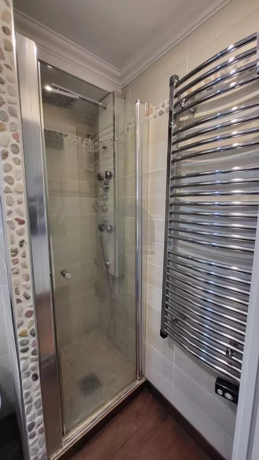 ROQUEBRUNE SECTEUR CABBE – STUDIO TERRASSE VUE MER – PISCINE